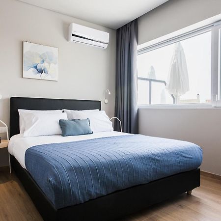 Wyz Attiki Aparthotel Athena Bagian luar foto