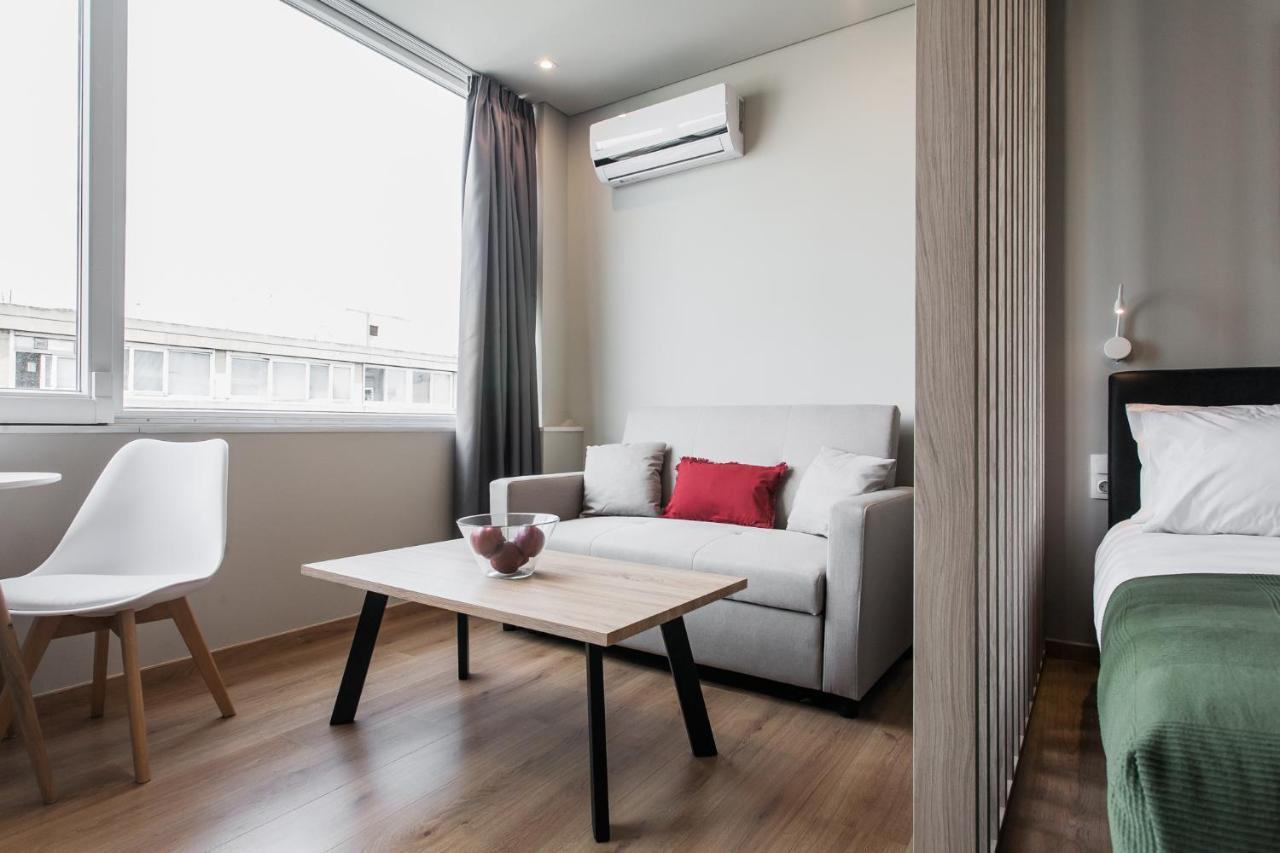 Wyz Attiki Aparthotel Athena Bagian luar foto