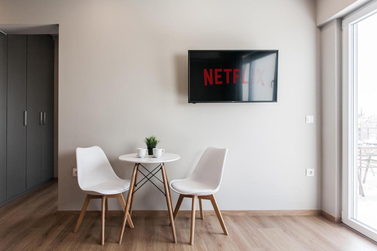 Wyz Attiki Aparthotel Athena Bagian luar foto