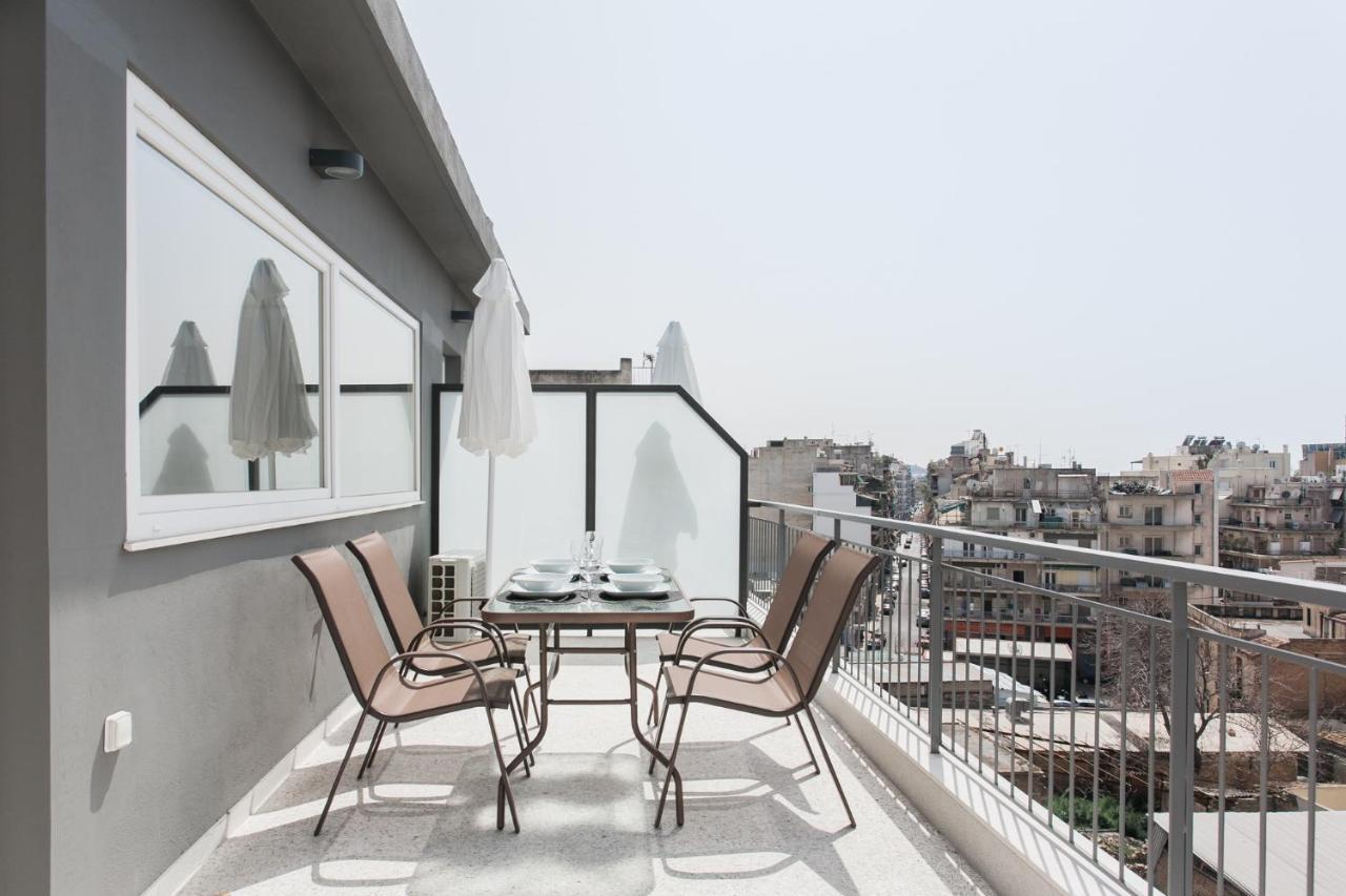 Wyz Attiki Aparthotel Athena Bagian luar foto