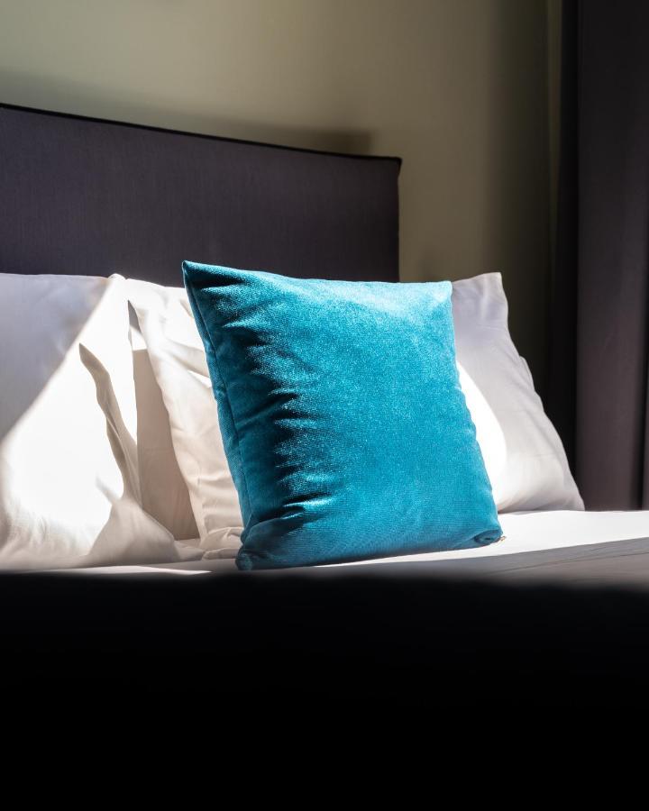 Wyz Attiki Aparthotel Athena Bagian luar foto